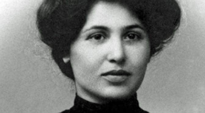 Zabel Mirkan: İlk Ermeni sosyalist feminist yazar Zabel Yesayan